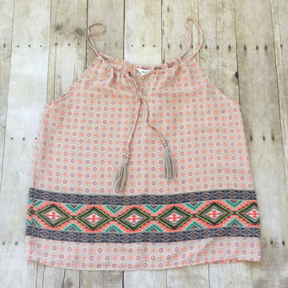 Noroh Boutique Tank Top - Picture 1 of 5